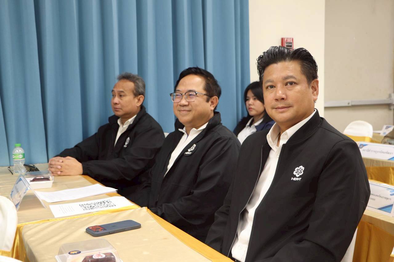 LINE ALBUM 3132026 260331 45 0