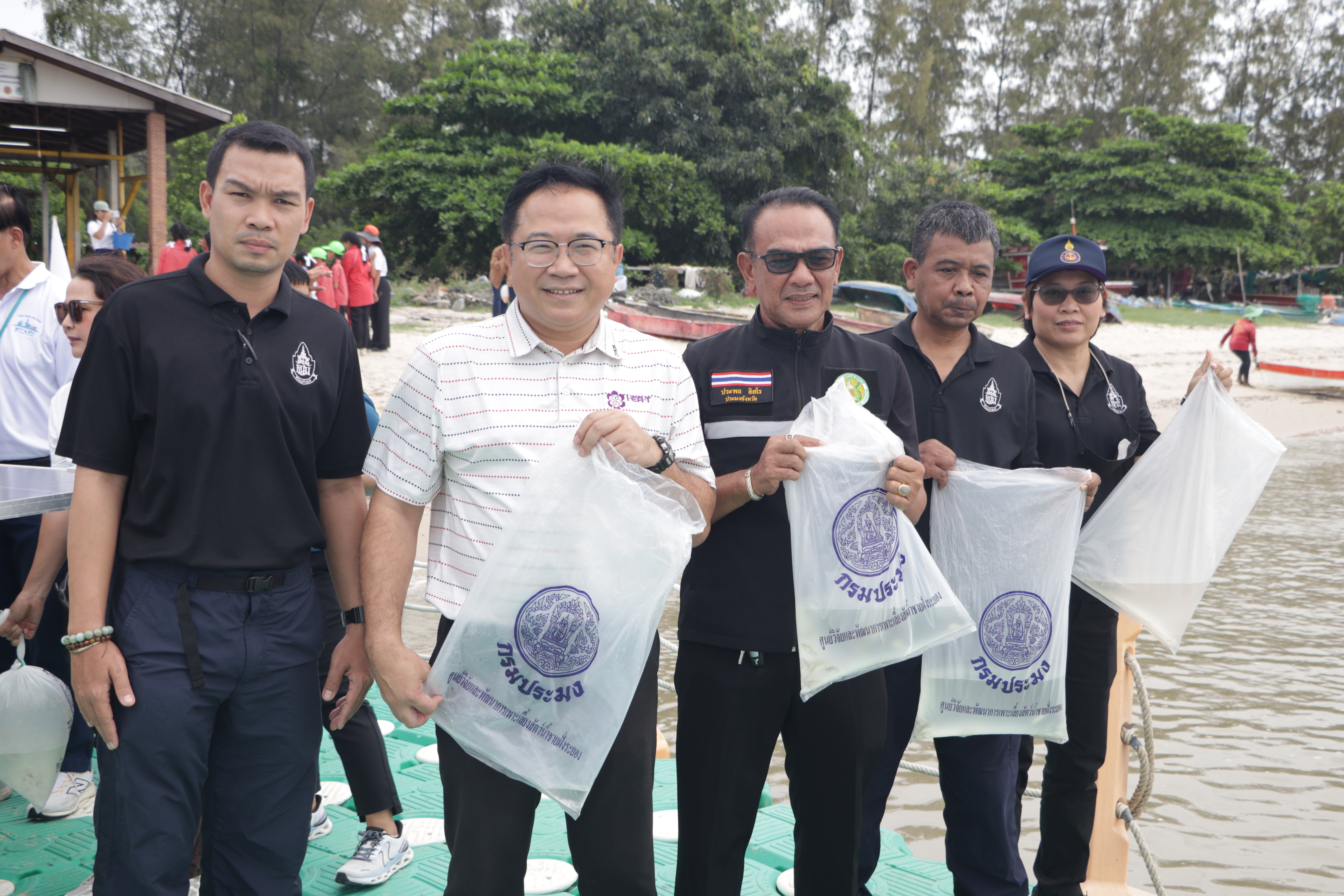 สทร. ร่วมโครงการปล่อยพันธุ์สัตว์น้ำ เพื่อเพิ่มทรัพยากรทางทะเลและชายฝั่งจังหวัดระยอง ปี 2569 ต่อเนื่องเป็นปีที่ 24 สร้างความอุดมสมบูรณ์ให้ท้องทะเล พร้อมส่งเสริมอาชีพประมงและความเข้มแข็งของชุมชน